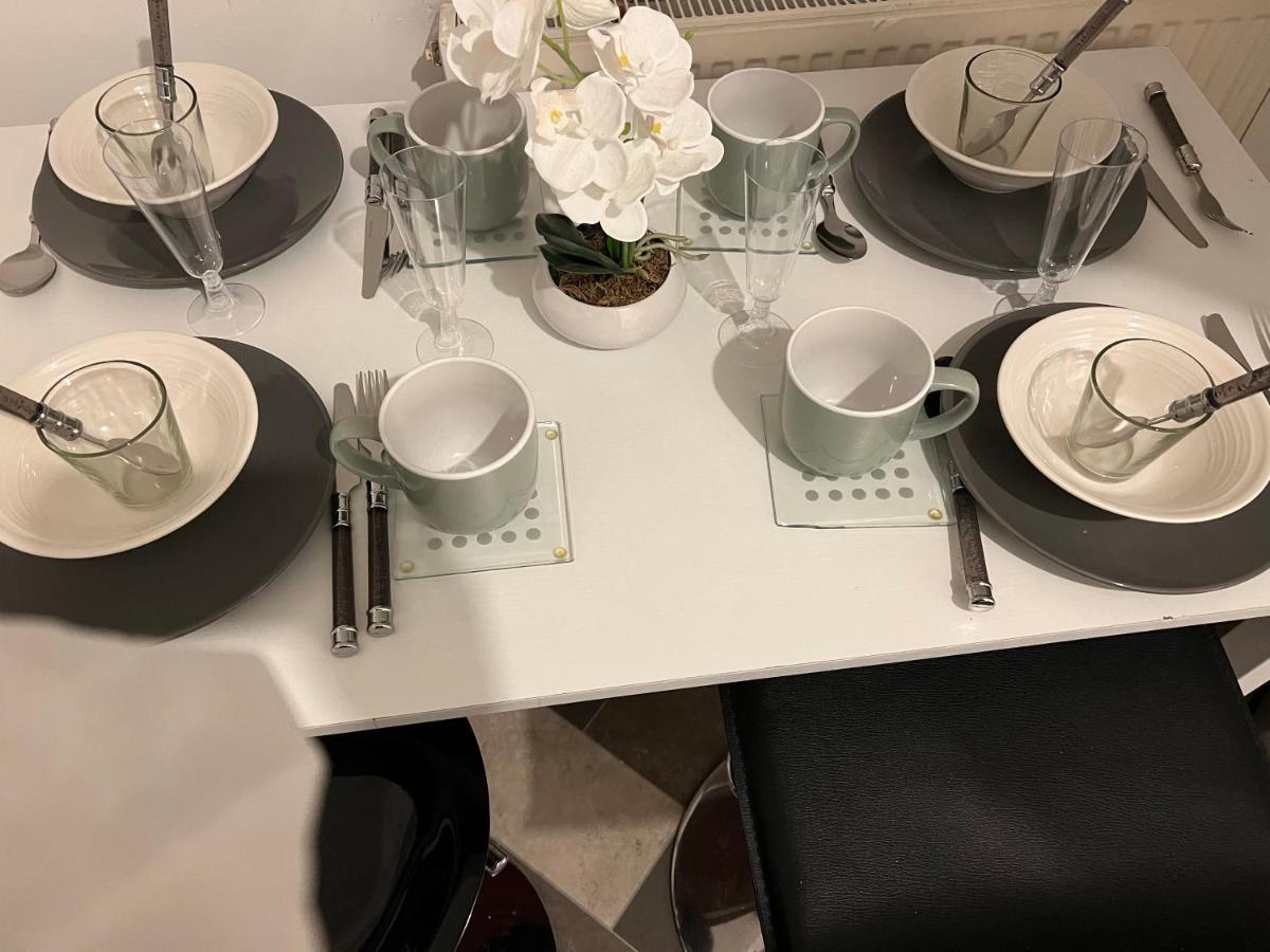 Superb Lime Guest House Shildon Esterno foto