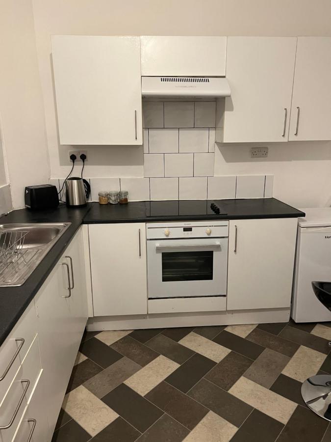 Superb Lime Guest House Shildon Esterno foto